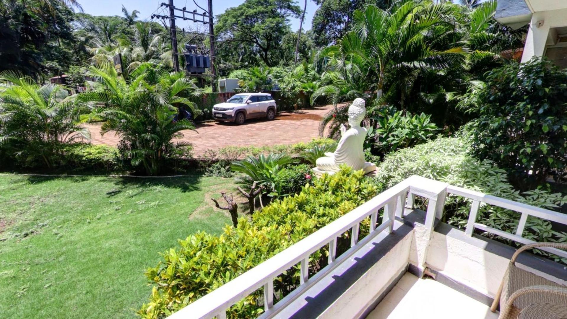 Golden Sands Resort, Morjim Exterior photo